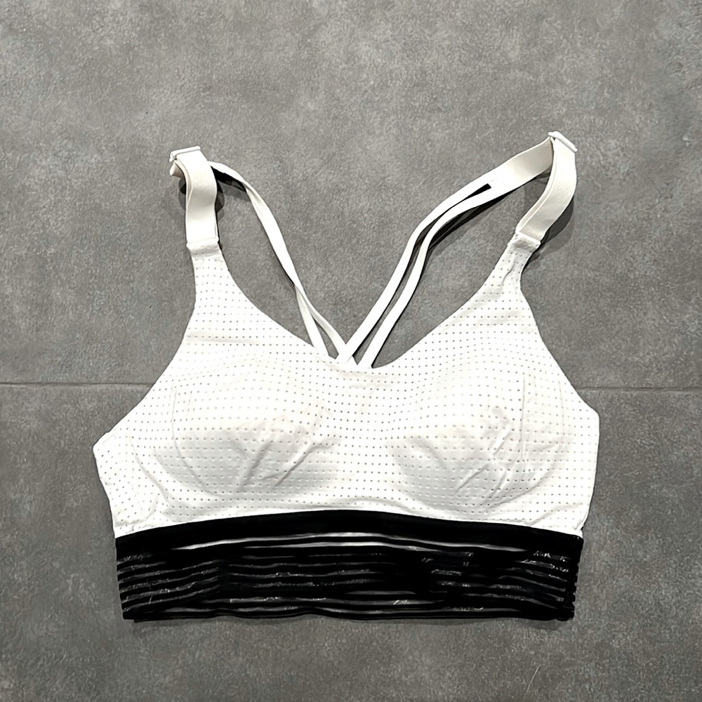 Black and white mesh band sports bra from forever 21 size small